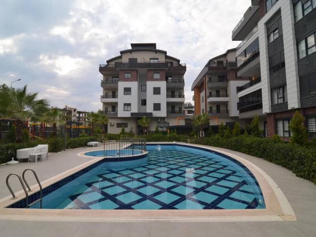 Luxurious duplex with a garden in Oba