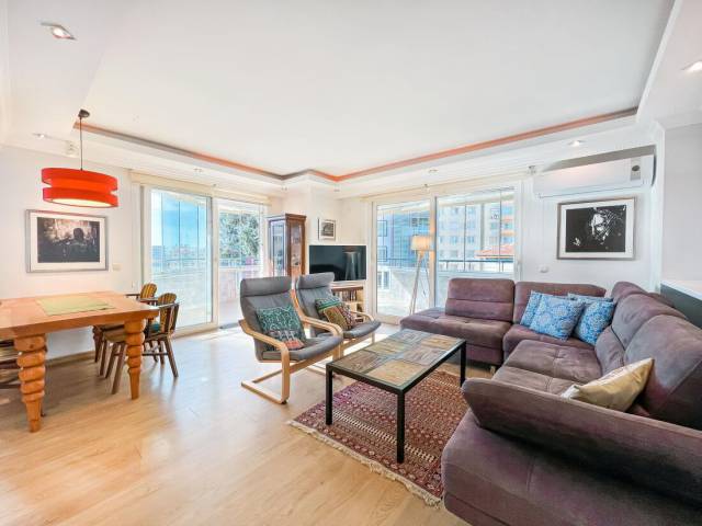 Bright apartment on the first floor