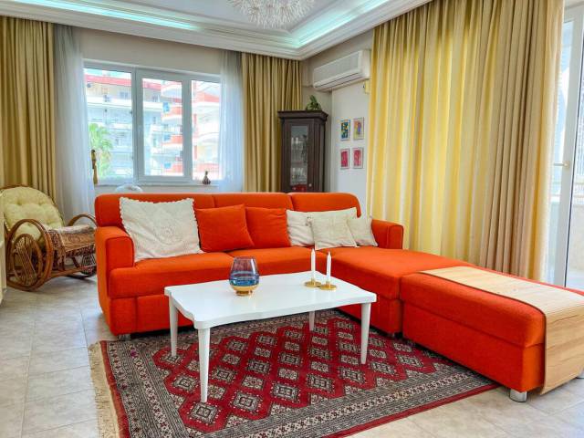 Spacious apartment on the first coastline
