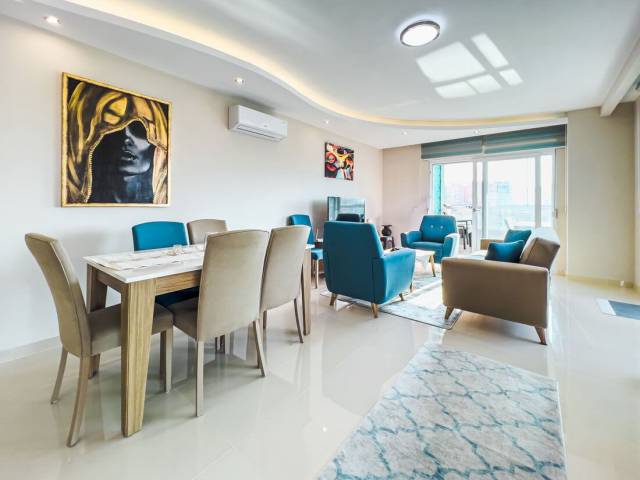 Stylish apartment by the sea