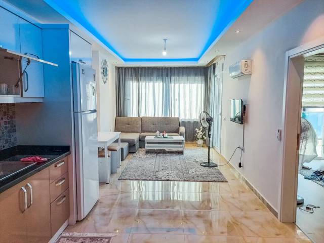 Apartment in Mahmutlar 200 meters from the sea
