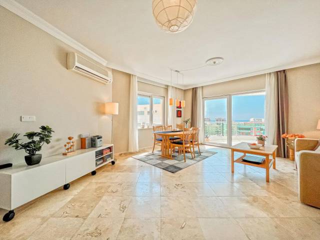 Large duplex with sea view in Mahmutlar